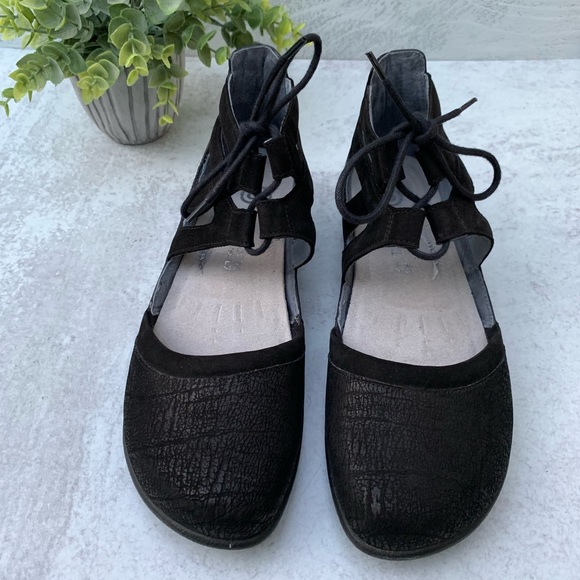 SOLD!! NAOT | KATA Lace-up Sandal - Picture 3 of 8